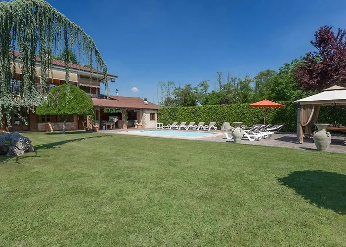 Miki 10, Emma 别墅 *