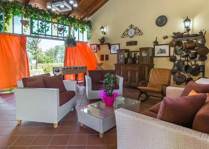 Miki 10, Emma 别墅 Bruno